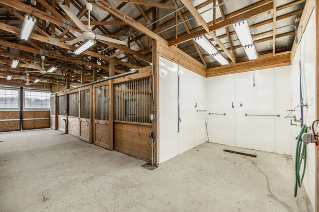 $3,950,000 | 8137 Shoals Branch Road, Primm Springs, TN 38476