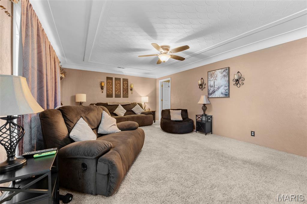 723 Bunker Hill Road Staunton, IL 62088 - Photo 7 of 30