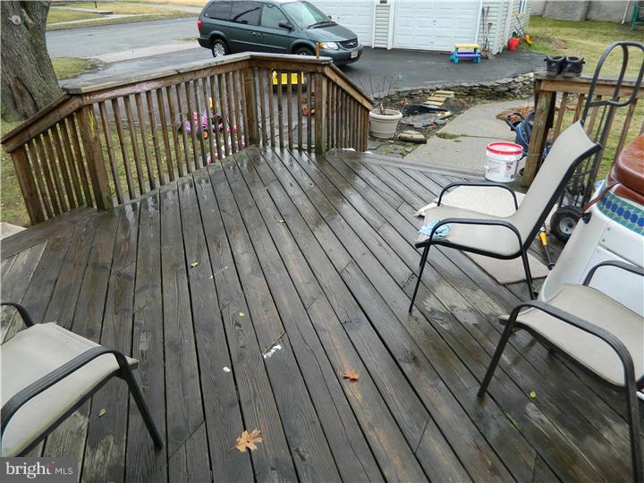 288 South Fellowship Road Maple Shade, NJ 08052 - Photo 10 of 10 Deck
