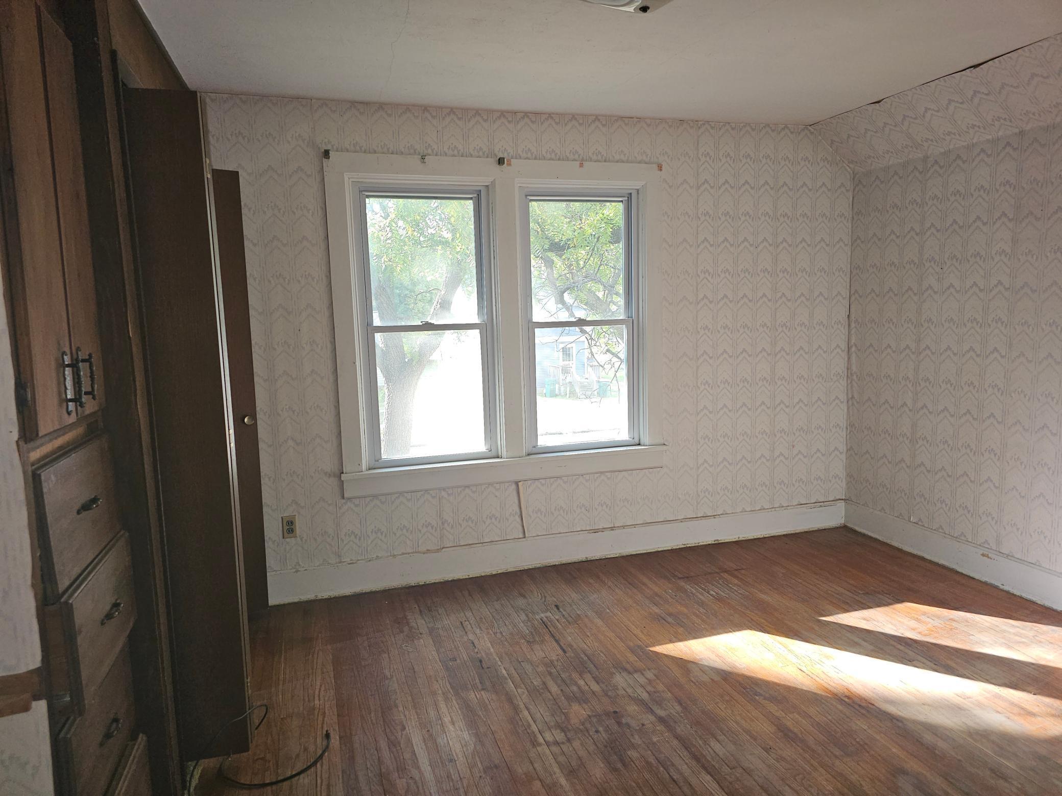 112 North Sverdrup Avenue Jackson, MN 56143 - Photo 15 of 28