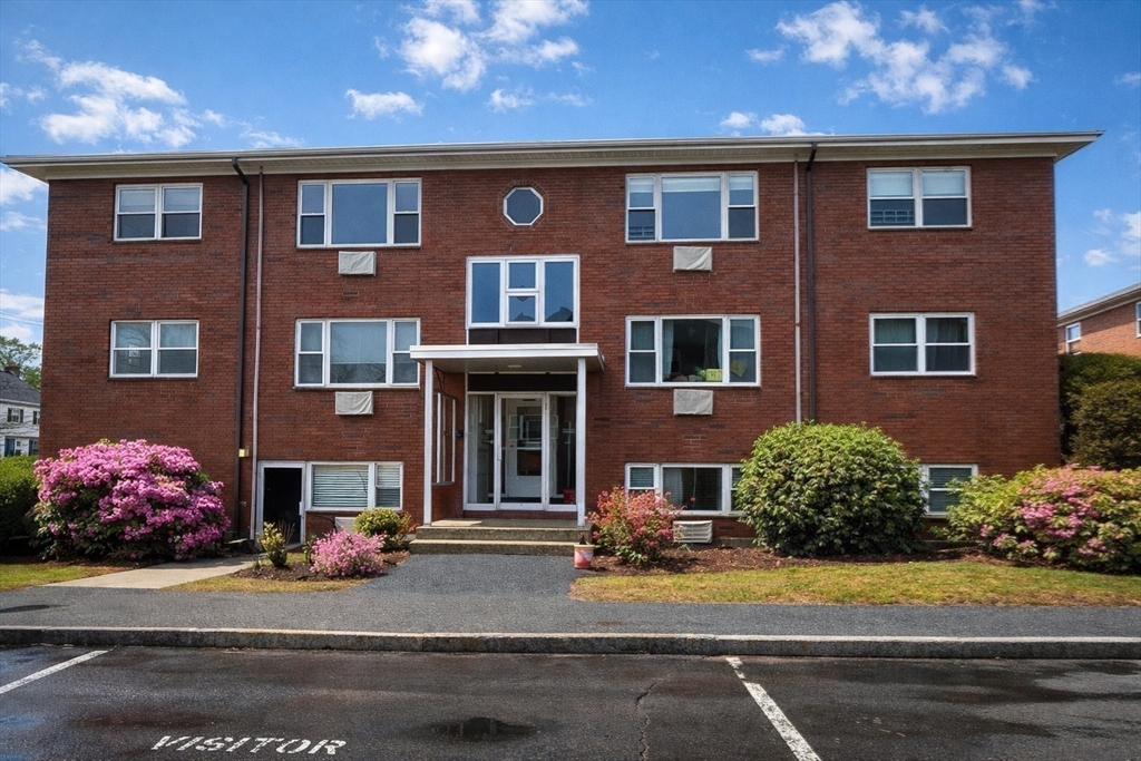 20 Whitman Road, Unit 21 Waltham, MA 02453 - Photo 16 of 23