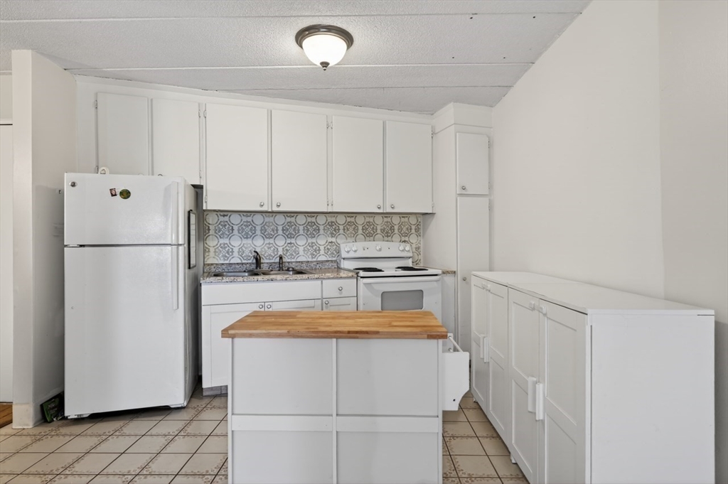 152 Turner Road, Unit 3 Holliston, MA 01746 - Photo 10 of 26