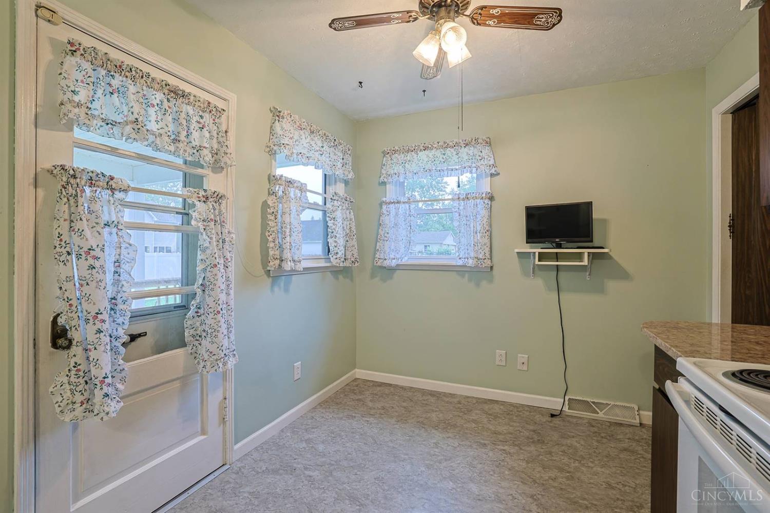 4535 Cooper Road Cincinnati, OH 45242 - Photo 17 of 45 Gallery Image 17