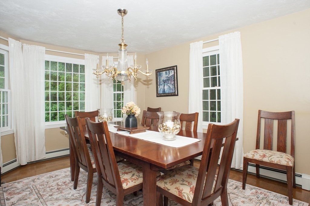 13 King Philip Path Mendon, MA 01756 - Photo 17 of 38