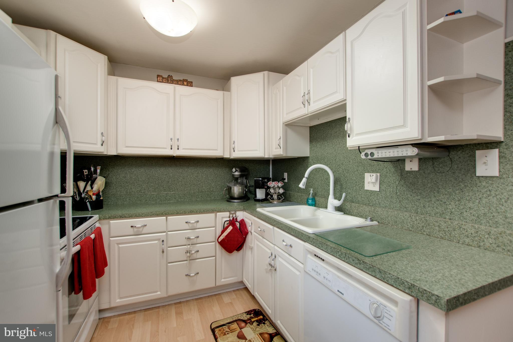 528 Lopax Road Harrisburg, PA 17112 - Photo 11 of 32 Gallery Image 11
