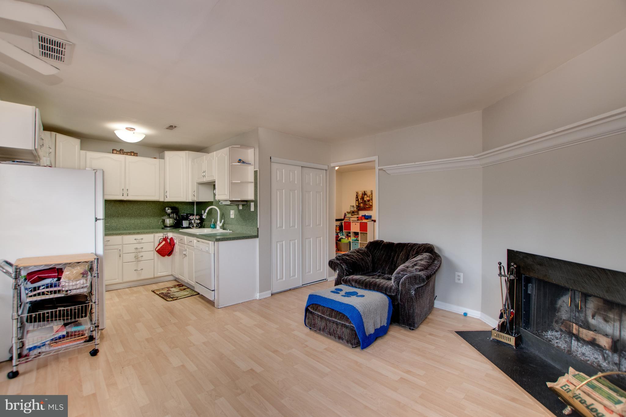 528 Lopax Road Harrisburg, PA 17112 - Photo 12 of 32 Gallery Image 12