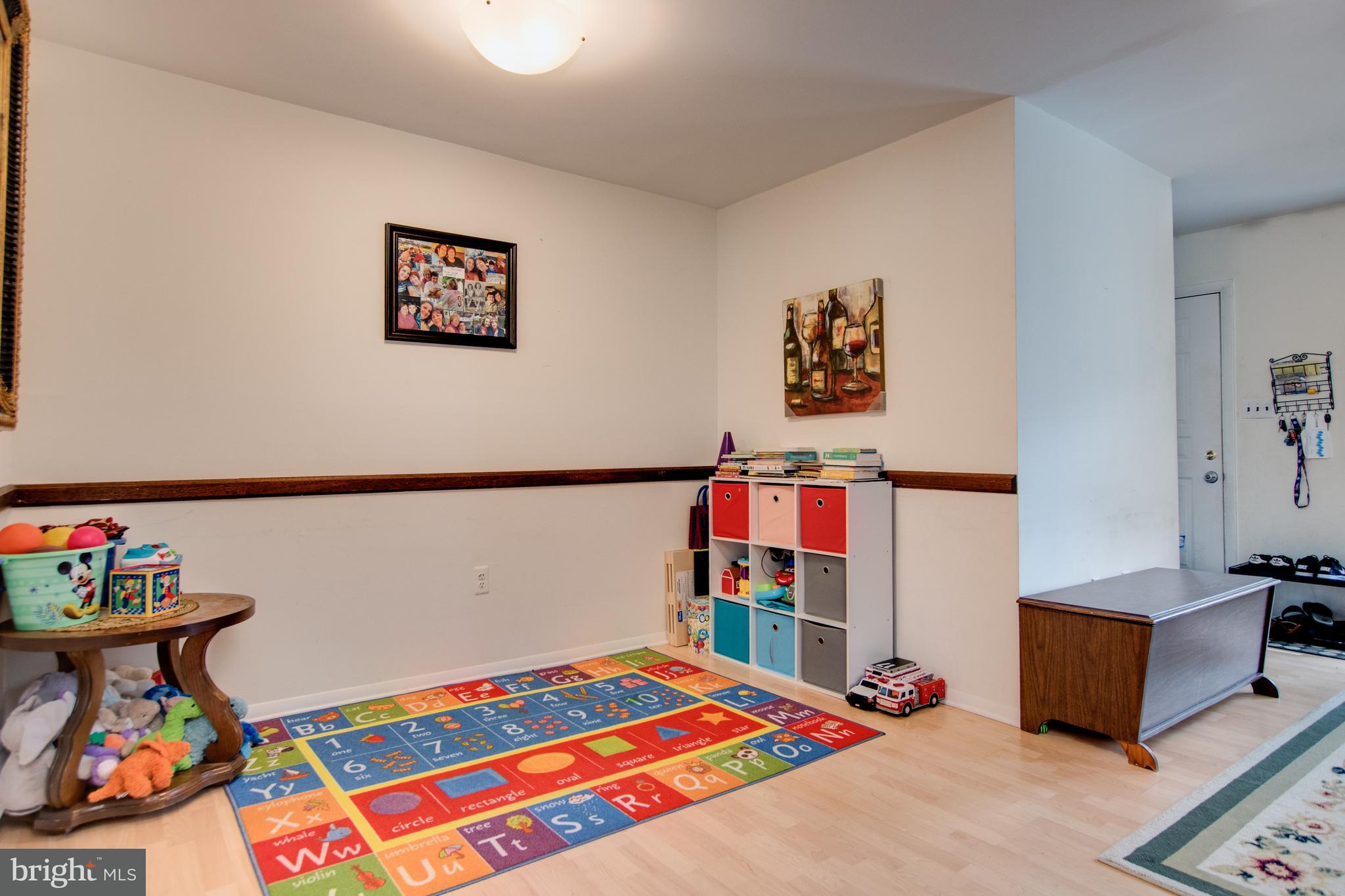 528 Lopax Road Harrisburg, PA 17112 - Photo 7 of 32 Gallery Image 7