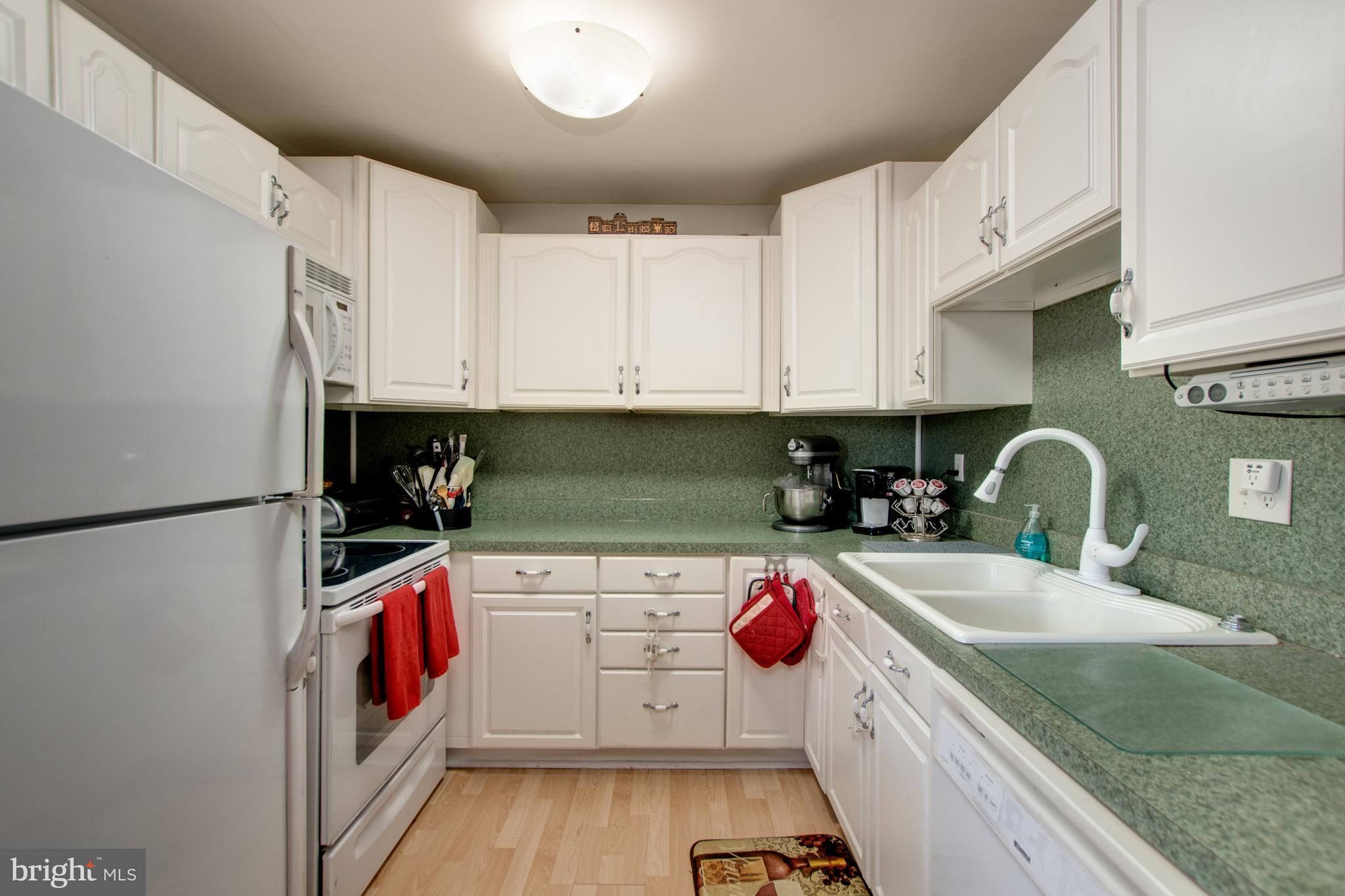 528 Lopax Road Harrisburg, PA 17112 - Photo 10 of 32 Gallery Image 10