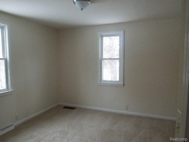 2583 Flint River Road Lapeer, MI 48446 - Photo 10 of 21 2-4 209.jpg