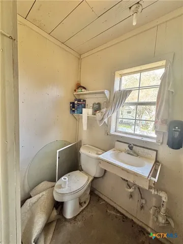 $339,000 | 171 Deer Meadows Lane, Seadrift, TX 77983