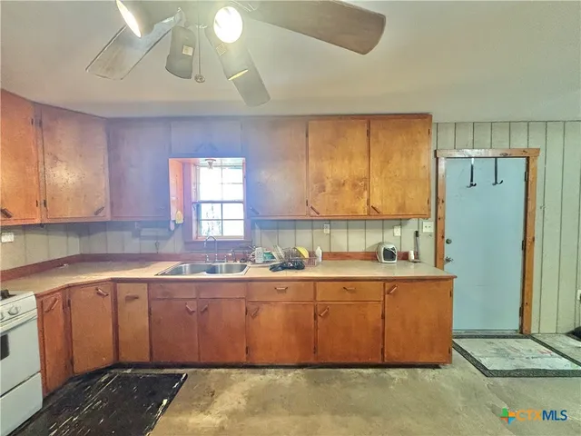 $339,000 | 171 Deer Meadows Lane, Seadrift, TX 77983