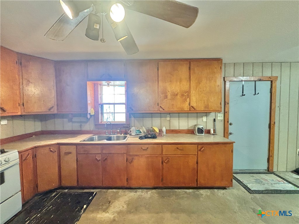 171 Deer Meadows Lane Seadrift, TX 77983 - Photo 8 of 39