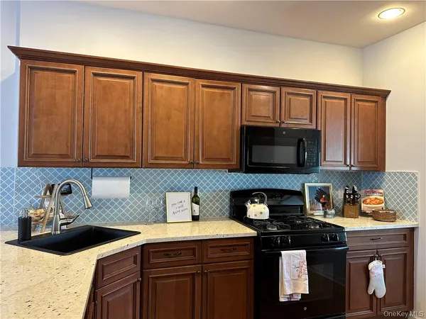 $4,000 | 16 David Lester Drive, Monroe, NY 10950