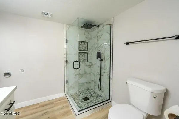 $2,100 | 6767 North 7th Street, Unit 123, Phoenix, AZ 85014