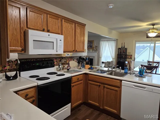 $314,900 | 64 North Trumbull Circle, Unit 45A, St. Charles, MO 63301