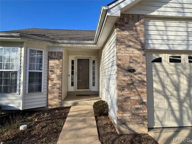 $314,900 | 64 North Trumbull Circle, Unit 45A, St. Charles, MO 63301