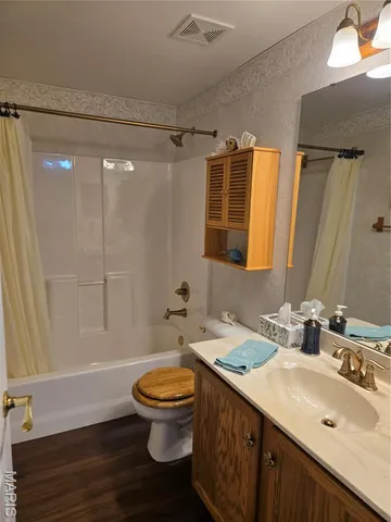 $314,900 | 64 North Trumbull Circle, Unit 45A, St. Charles, MO 63301