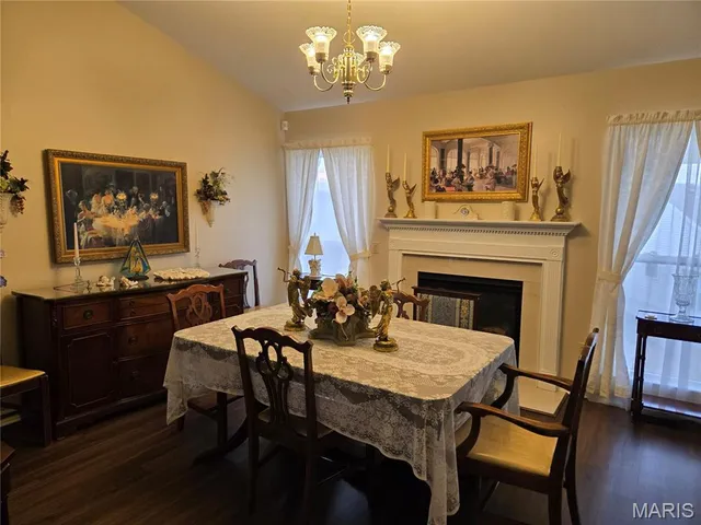 $314,900 | 64 North Trumbull Circle, Unit 45A, St. Charles, MO 63301