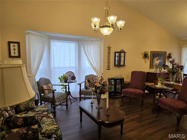 $314,900 | 64 North Trumbull Circle, Unit 45A, St. Charles, MO 63301