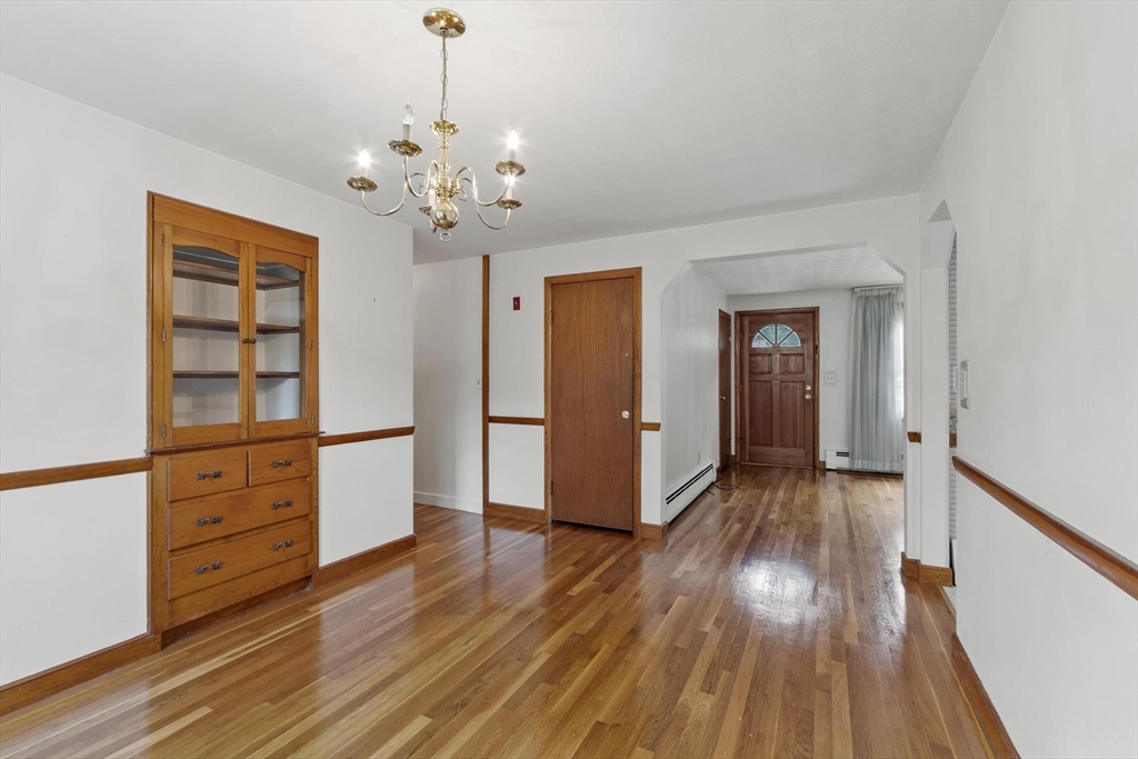 414 Grove Street Reading, MA 01867 - Photo 33 of 37