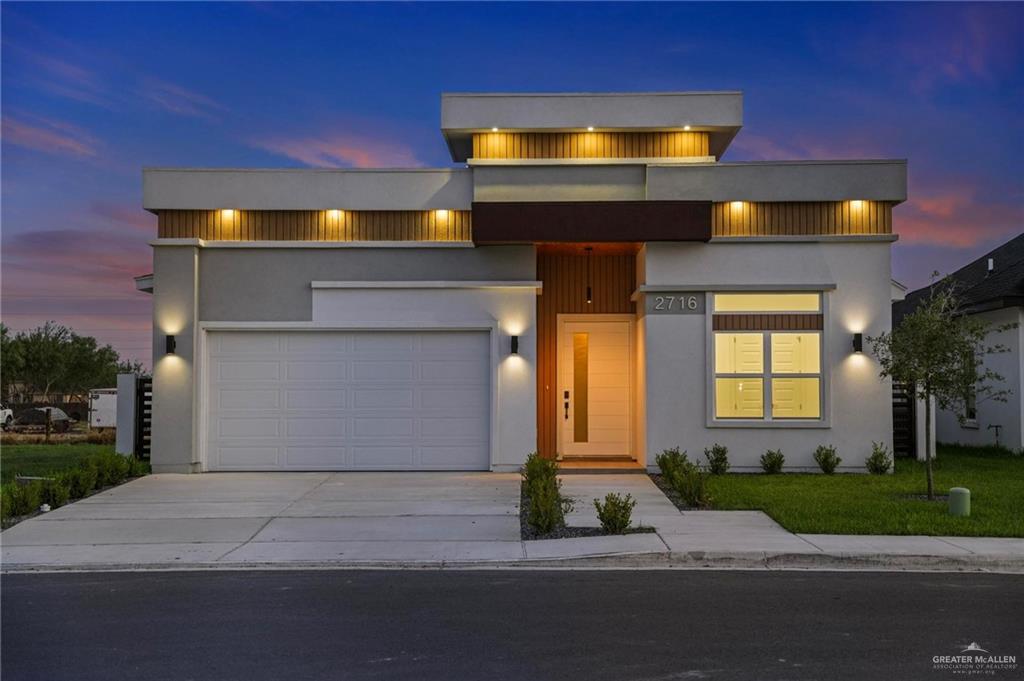 2716 East Conroe Road Edinburg, TX 78542 - Photo 2 of 31 a front view of house with yard