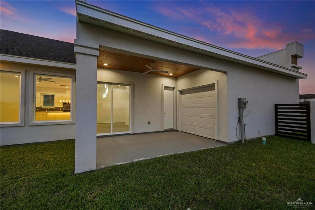 2716 East Conroe Road Edinburg, TX 78542 - Photo 26 of 31 a view of a backyard of the house