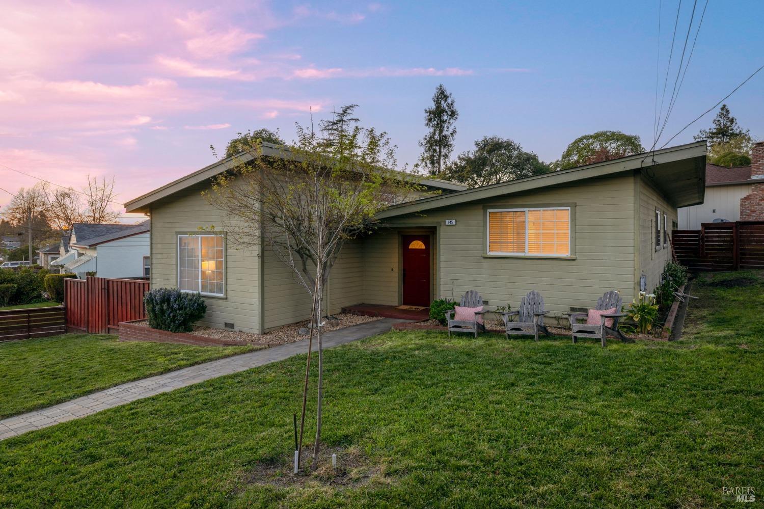 645 Mervyn Avenue Santa Rosa, CA 95404 - Photo 1 of 1 Gallery Image 1