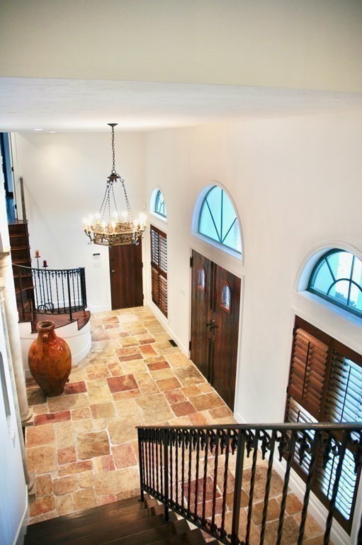 180 Wayside Inn Road Marlborough, MA 01752 - Photo 3 of 41