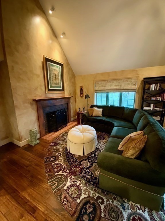 180 Wayside Inn Road Marlborough, MA 01752 - Photo 31 of 41