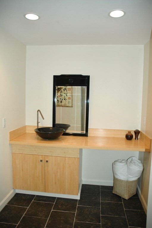 180 Wayside Inn Road Marlborough, MA 01752 - Photo 36 of 41