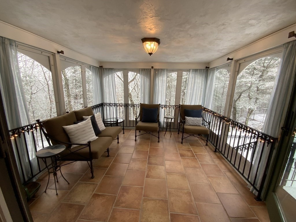 180 Wayside Inn Road Marlborough, MA 01752 - Photo 10 of 41