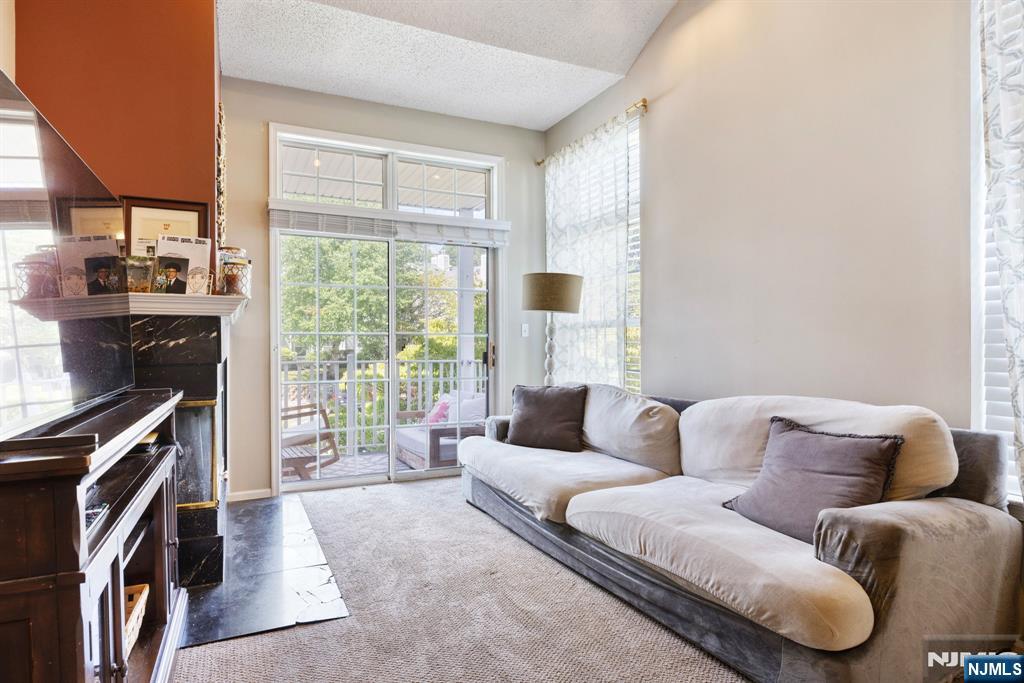 1293 Paddington Road, Unit A2 Mahwah, NJ 07430 - Photo 14 of 28 Gallery Image 14
