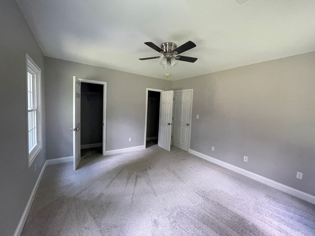 3620 Forrest Road Columbus, GA 31907 - Photo 43 of 51 Bedroom on right