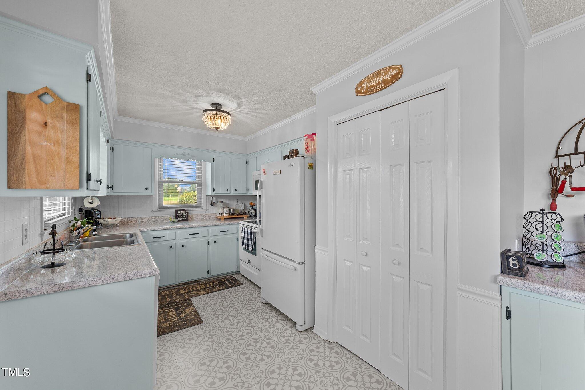 7756 Brogden Road Smithfield, NC 27577 - Photo 38 of 54 38-web-or-mls-VB4A1750