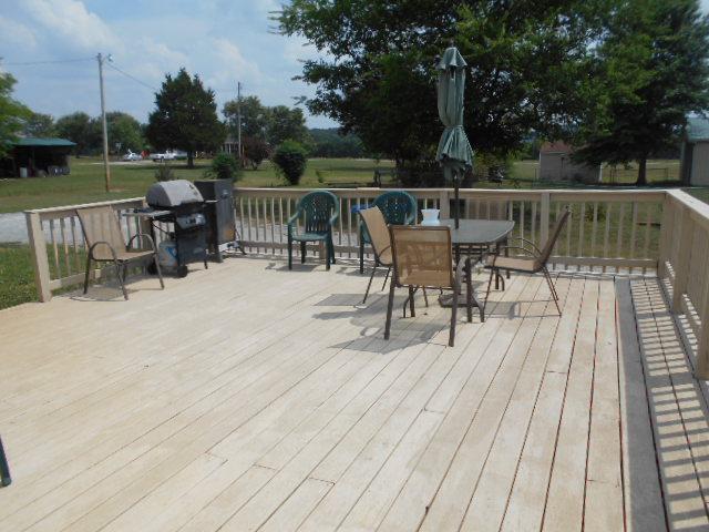 1422 Springplace Road Lewisburg, TN 37091 - Photo 16 of 19 Large deck with the Guest House!