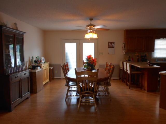 1422 Springplace Road Lewisburg, TN 37091 - Photo 6 of 19 Main Home: Welcome to your dining room! This area is large enough to comfortably seat 8-10, yet cozy enough for a smaller family.