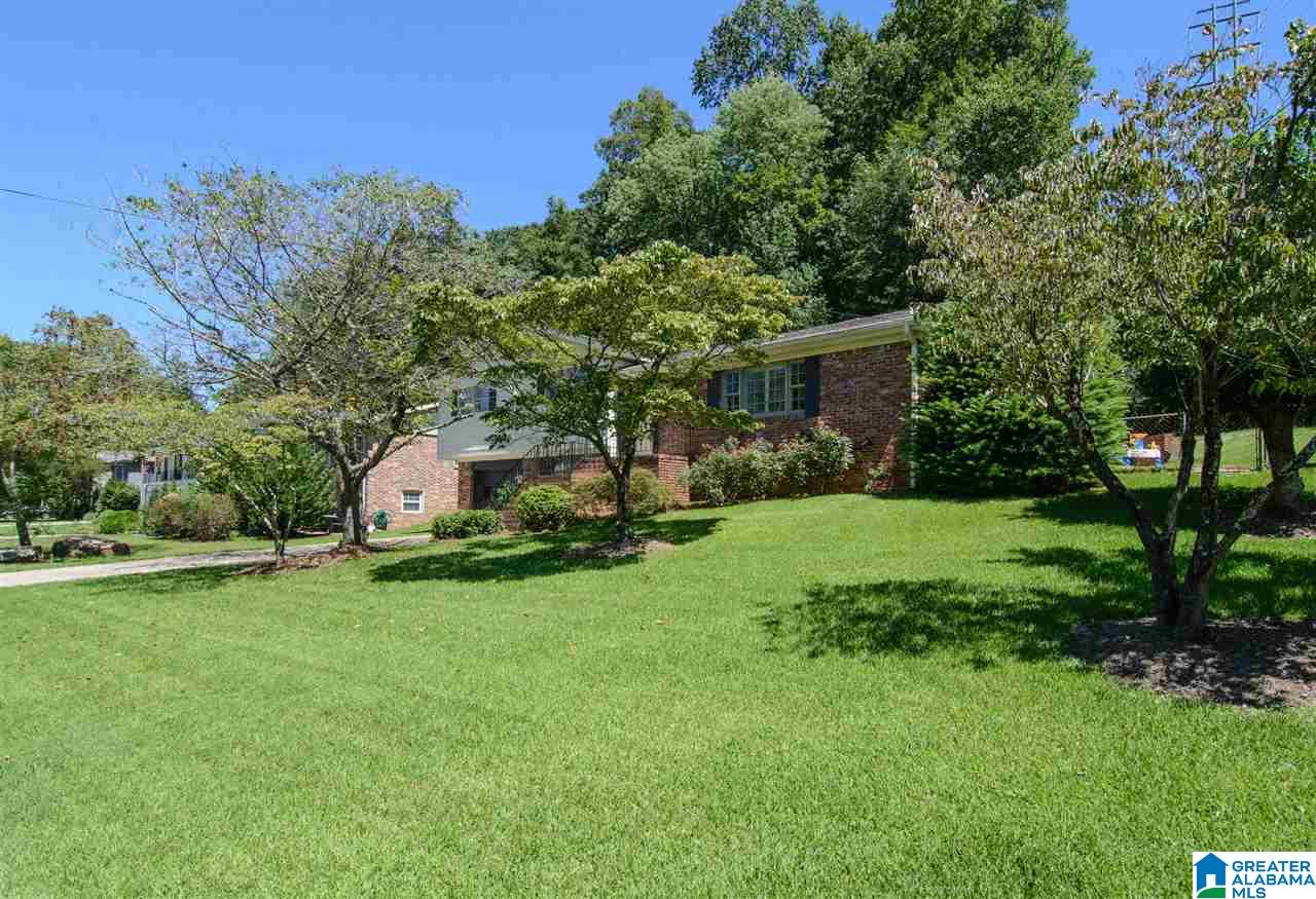 599 South Forrest Drive Birmingham, AL 35209 - Photo 2 of 32