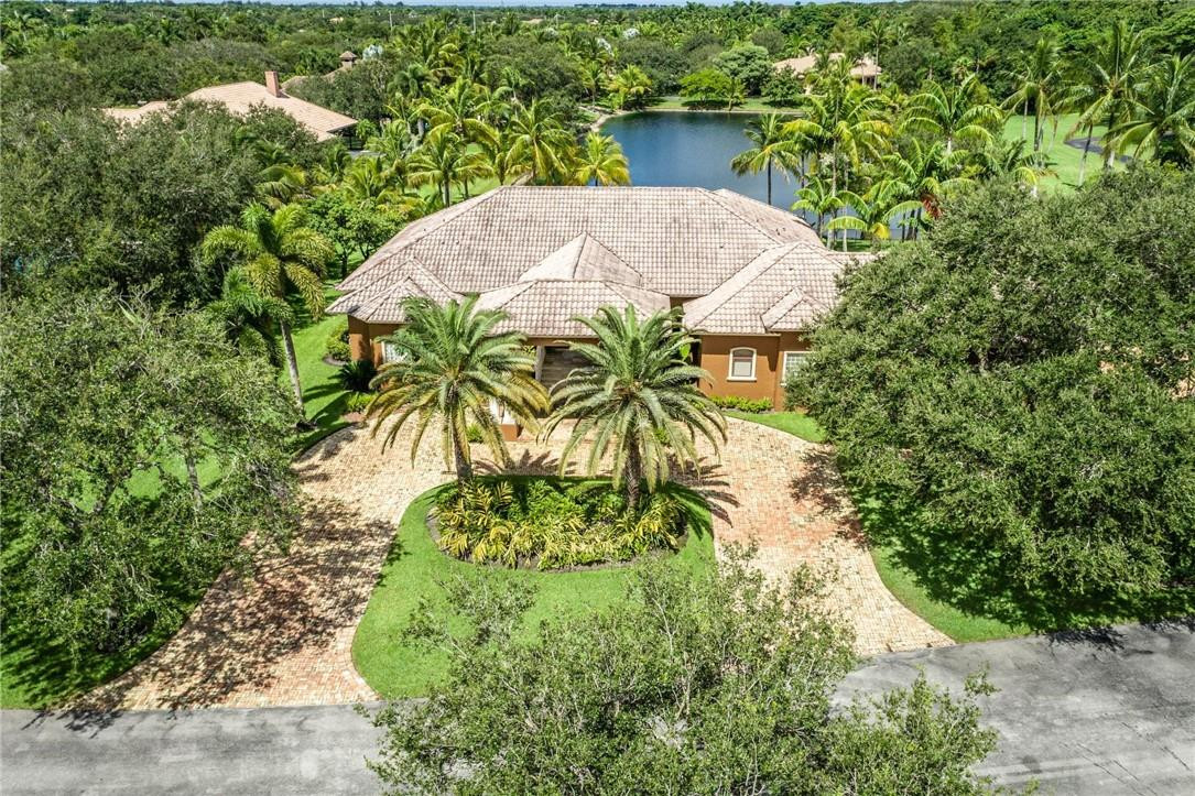 4031 East Ridgeview Drive Davie, FL 33330 - Photo 15 of 57 Photo 15