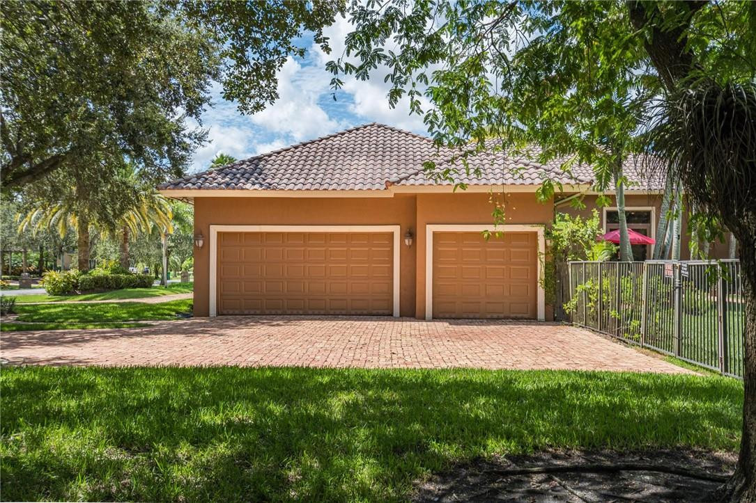 4031 East Ridgeview Drive Davie, FL 33330 - Photo 17 of 57 Photo 17