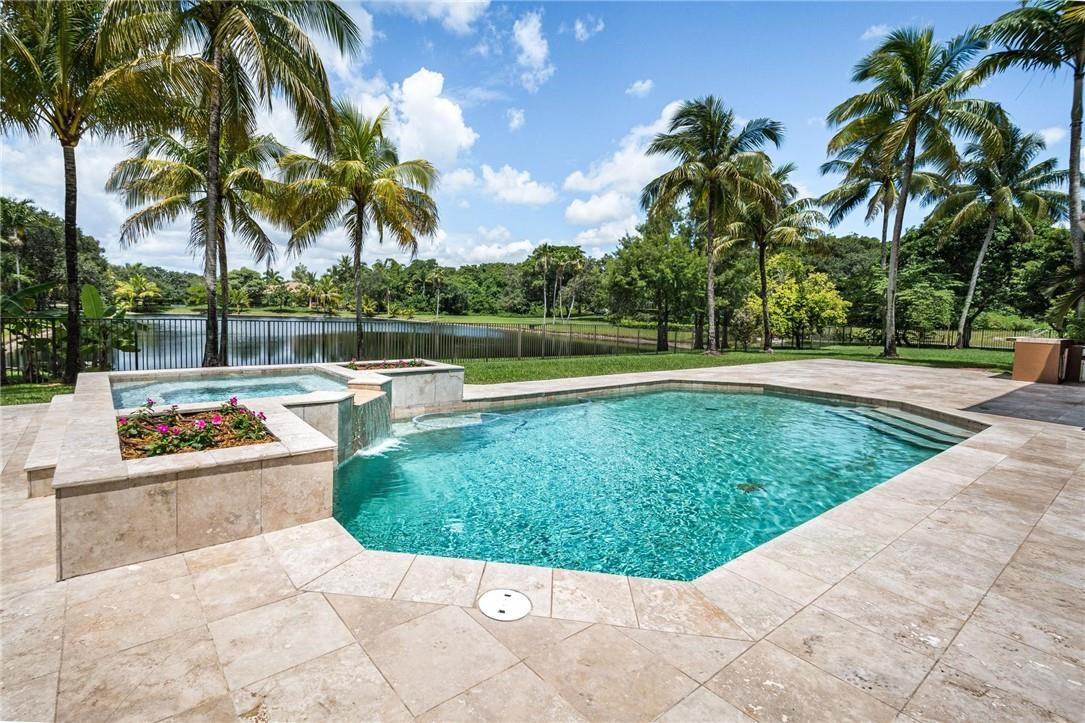 4031 East Ridgeview Drive Davie, FL 33330 - Photo 21 of 57 Photo 21