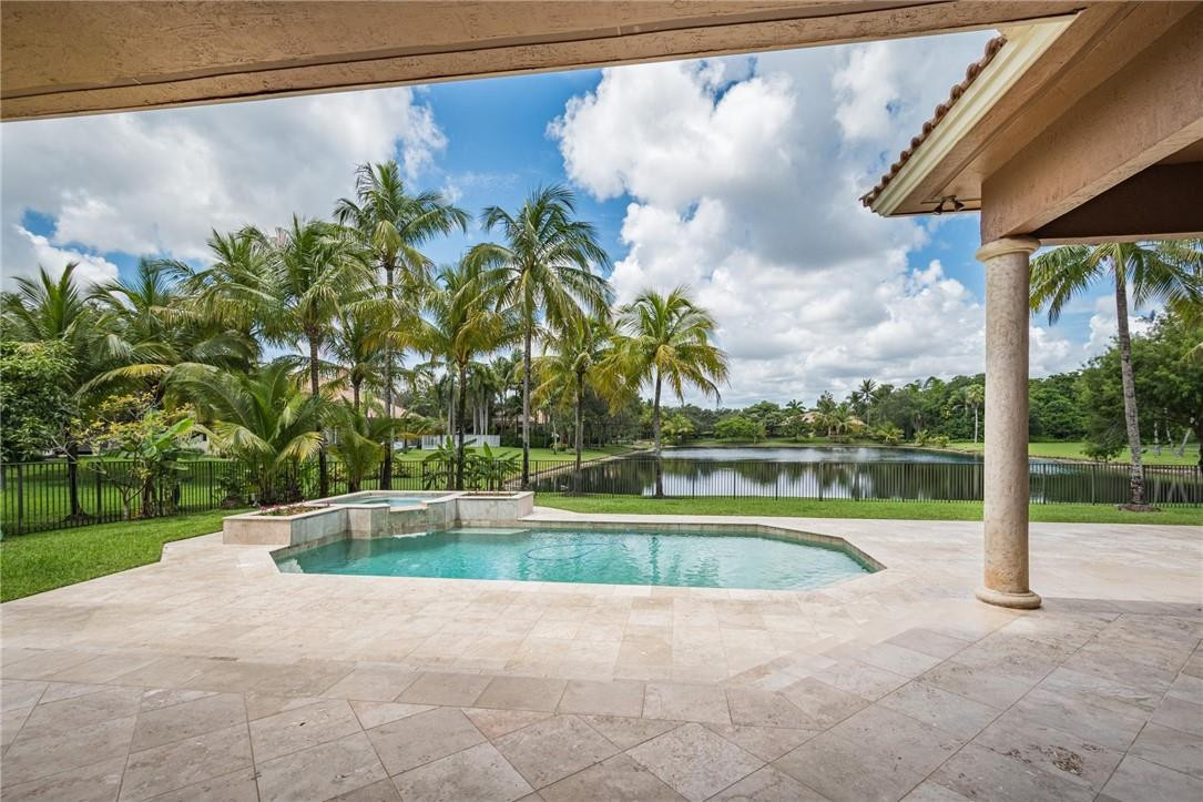 4031 East Ridgeview Drive Davie, FL 33330 - Photo 23 of 57 Photo 23