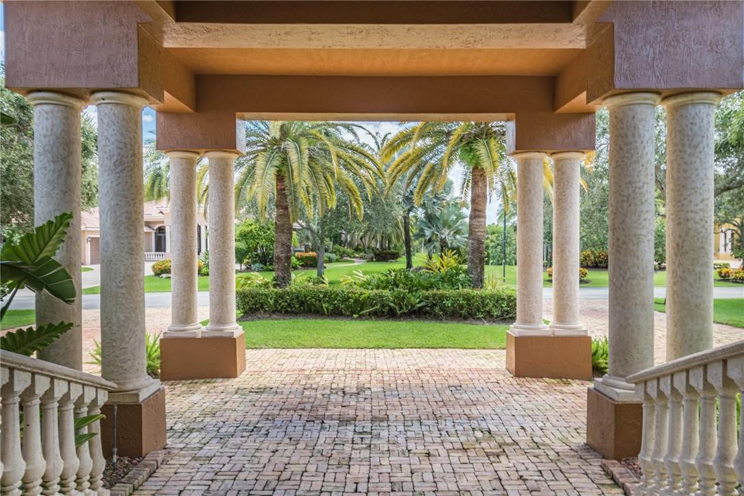 4031 East Ridgeview Drive Davie, FL 33330 - Photo 32 of 57 Photo 32