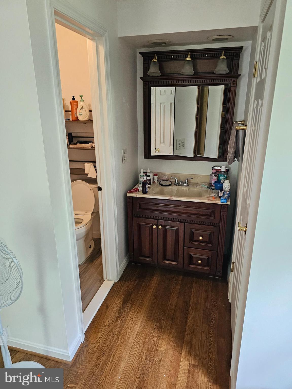 3059 Fox Mill Road Oakton, VA 22124 - Photo 12 of 25