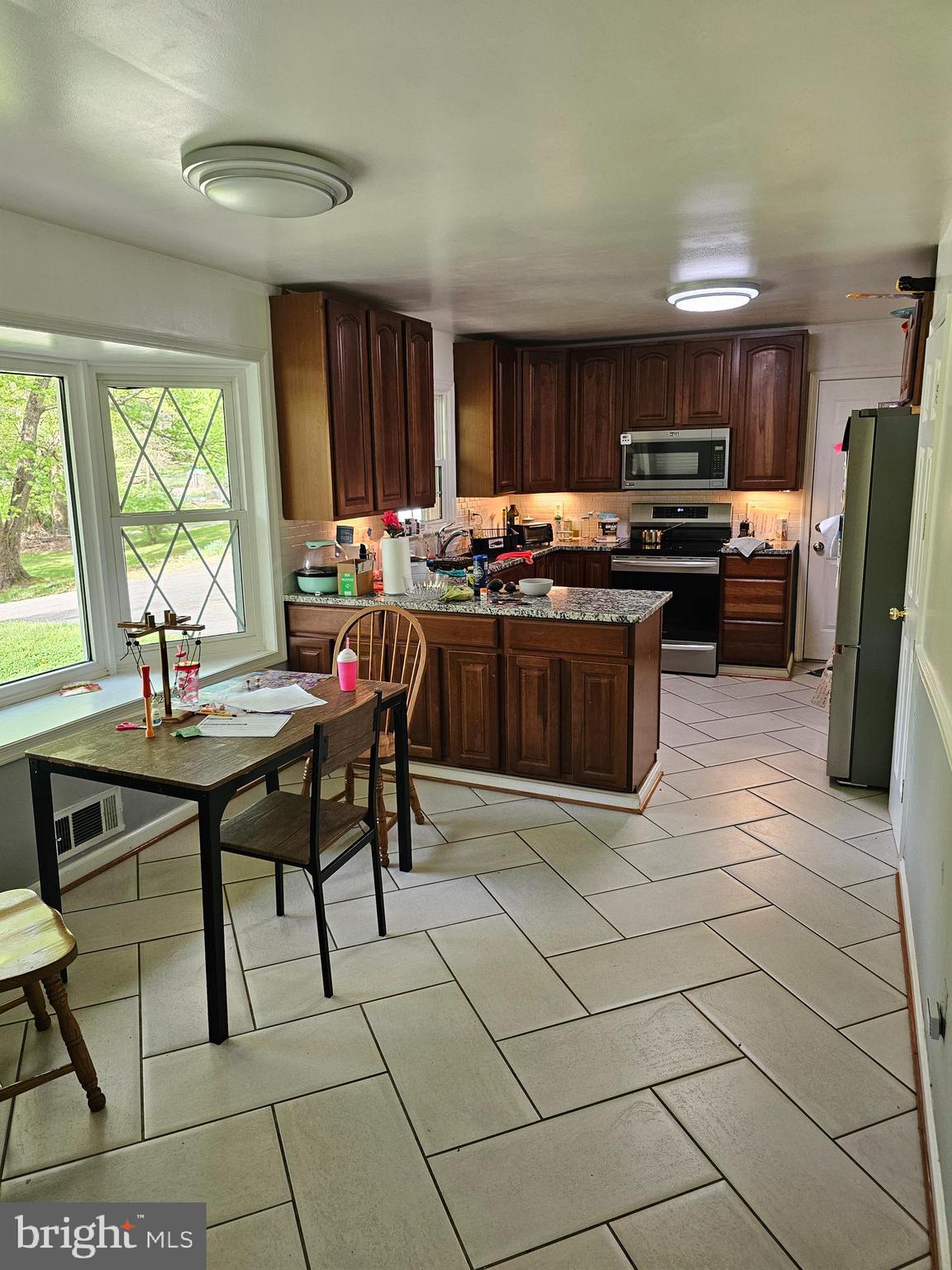 3059 Fox Mill Road Oakton, VA 22124 - Photo 2 of 25