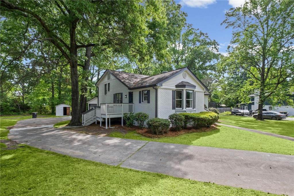 7 East Creekview Drive Southwest Rome, GA 30165 - Photo 3 of 43