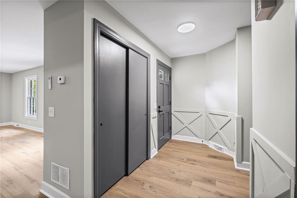 7 East Creekview Drive Southwest Rome, GA 30165 - Photo 5 of 43