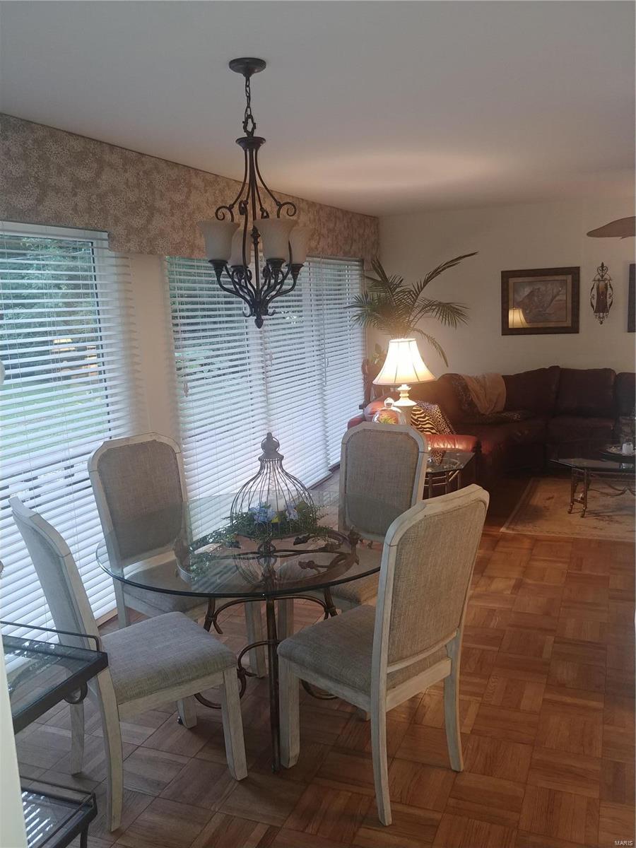 614 West Reed Street Benton, IL 62812 - Photo 5 of 14