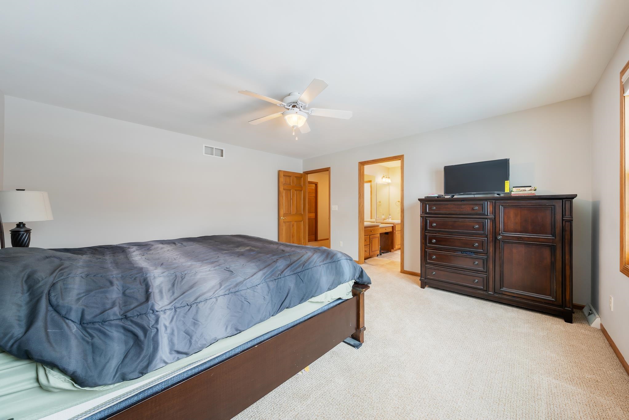 2985 Pine Ridge Road Oshkosh, WI 54904 - Photo 21 of 46