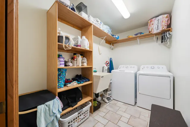 $549,900 | 2985 Pine Ridge Road, Oshkosh, WI 54904