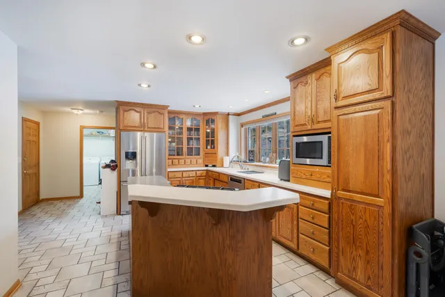 $549,900 | 2985 Pine Ridge Road, Oshkosh, WI 54904